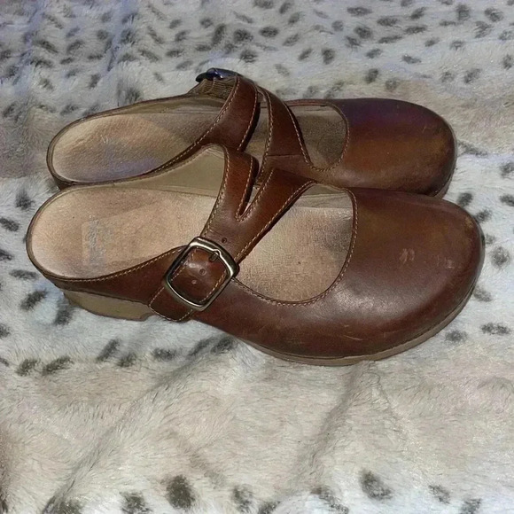 Dansko Nursing Clogs - Picture 4 of 5